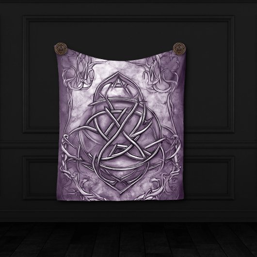 Triquetra Trinity Knot Lavender Lila Imitate Metal Fleecedecke