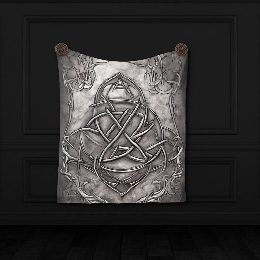 Triquetra Trinity Knot Silvery Pewter Imitate Meta Fleecedecke