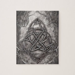 Triquetra Trinity Knot Silvery Pewter Imitate Meta Puzzle