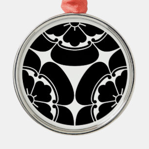 Trisected mokkos ornament aus metall