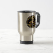 TRISKELION TRIPLE CELTIC SPIRAL REISEBECHER (VorderseiteRechts)