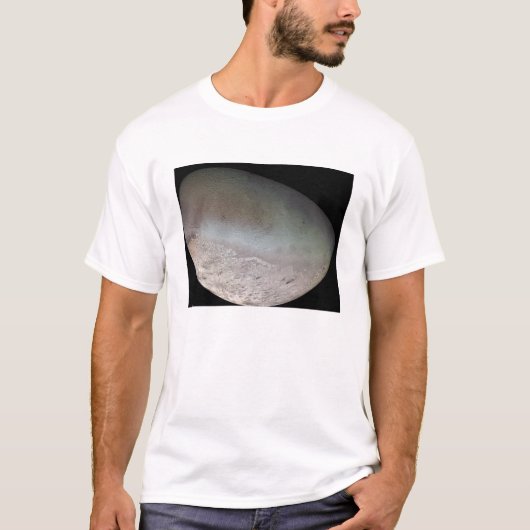 Triton, der größte Mond des Planeten Neptun T-Shirt (Vorderseite)