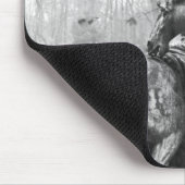 Triton, die herein zwei Pferde der Sonne pflegen Mousepad (Ecke)