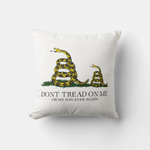 Tritt nicht auf mich oder meinen Sohn Gadsden-Flag Kissen