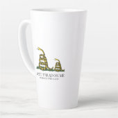 Tritt nicht auf mich oder meinen Sohn Gadsden-Flag Milchtasse (Linke Ecke)