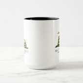 Tritt nicht auf mich oder meinen Sohn Gadsden-Flag Tasse (Zentrum)