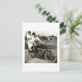 Triumph der Liebe Verabredet auf einem Motorrad Vi Postkarte (Stehend Vorderseite)