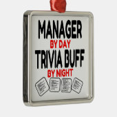 Trivia Buff Manager Ornament Aus Metall (Rechts)