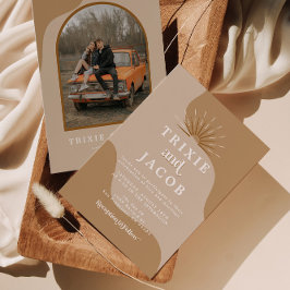 TRIXIE Beige Taupe Retro Arched Foto Boho Wedding Einladung