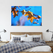 Trockenes Eichenblatt - Der Frühling ist noch weit Leinwanddruck (Insitu (Schlafzimmer))