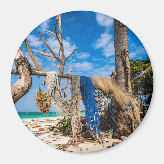 Trocknen der Netze am Strand Magnet (Vorne)