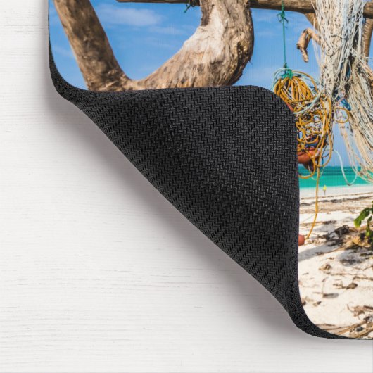 Trocknen der Netze am Strand Mousepad (Ecke)