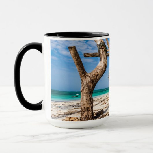 Trocknen der Netze am Strand Tasse (Links)