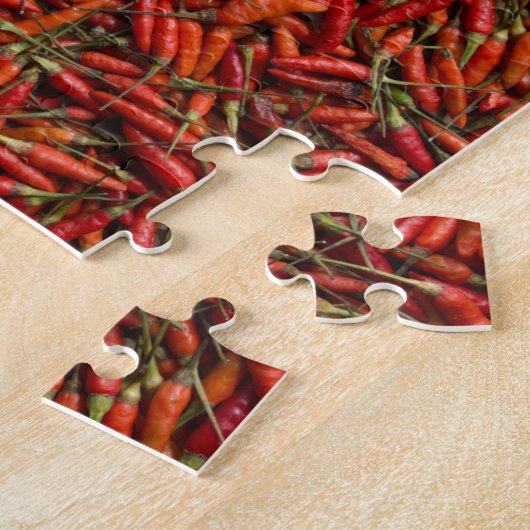Trocknendes Rot - heiße Chili-Paprikaschoten Puzzle (Seite)
