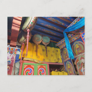 Trommeln in einem Tempel Postkarte