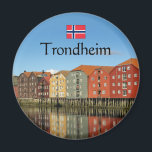 Trondheim Norwegen Souvenir Magnet<br><div class="desc">Reisen Sie Foto der farbenfrohen Häuser von Trondheim in Norwegen,  Skandinavien. Foto © Sebastian Wurm.</div>