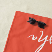 Tropenblumenfriedenszeichen Personalisiert Orange Strandtuch (Beispiel)
