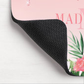 Tropenfarbener Glitzer mit blutrosa Monogramm Mousepad (Ecke)