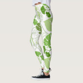 Tropengrün auf den Leggings (Links)
