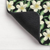 Tropennahtlose, weiße Blume, grünes Blatt Mousepad (Ecke)