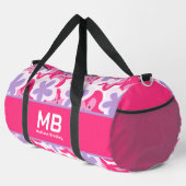 Tropenrosa Personalisierter Name der Monogramm Duffle Bag (Rechte Ecke)