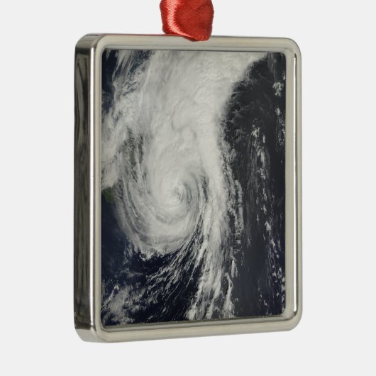 Tropensturm Krovanh Ornament Aus Metall (Rechts)