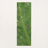 Tropfen auf Blatt-Yoga-Matte Yogamatte (Rückseite)