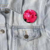 Tropfen auf Blütenblättern Abzeichen Button (Beispiel)
