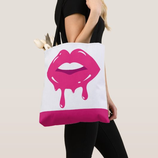 Tropffläche Tasche (Von Nahem)