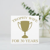 Trophäe Ehefrau über 30 Jahre (Stehend Vorderseite)