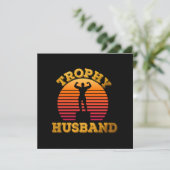 Trophäen-Ehemann Einladung (Stehend Vorderseite)