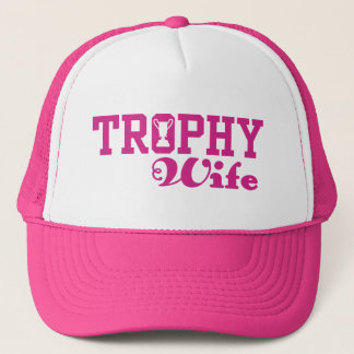 Trophy-Ehefrau Truckerkappe