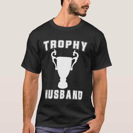 Trophy Ehemann - Lustiger Bräutigam Ehemann in spe T-Shirt (Vorderseite)