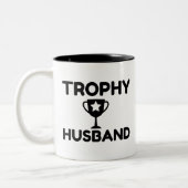 Trophy Husband Zweifarbige Tasse (Links)