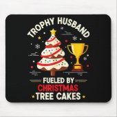 Trophy Retro Husband Fueled By Christmas Tree Cake Mousepad (Vorne)