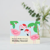 Tropical Beach Christmas Flamingos Feiertagspostkarte (Stehend Vorderseite)