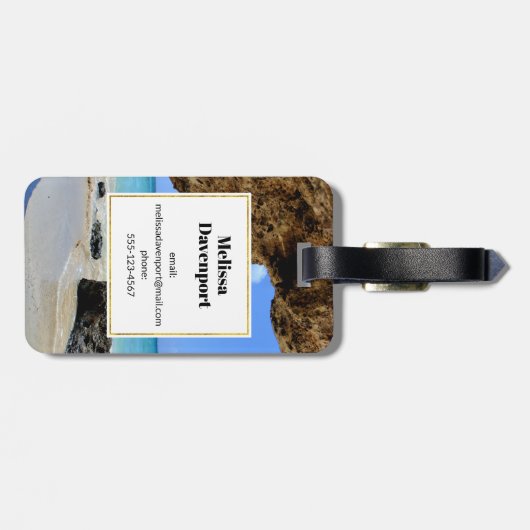 Tropical Beach Coast mit Big Rock Monogram Gepäckanhänger (Rückseite horizontal)