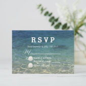 Tropical Beach Destination Summer Wedding RSVP Karte (Stehend Vorderseite)