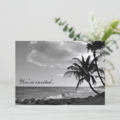 Tropical Beach Einladung in Schwarz und Weiß (Stehend Vorderseite)