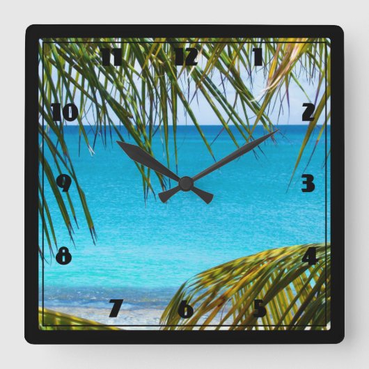 Tropical Beach framed with Palm Fronds Quadratische Wanduhr (Vorderseite)