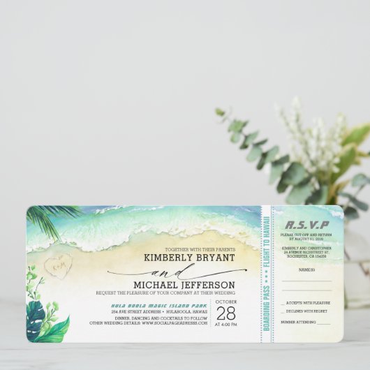 Tropical Beach Heart Shore Wedding Boarding Pass Einladung (Stehend Vorderseite)