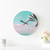 Tropical Beach, Ocean View, Pink Clouds, Palm Große Wanduhr (Zuhause)
