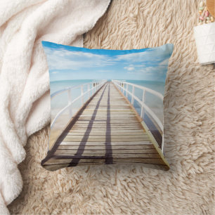 Tropical Beach Pier Throw Kissen