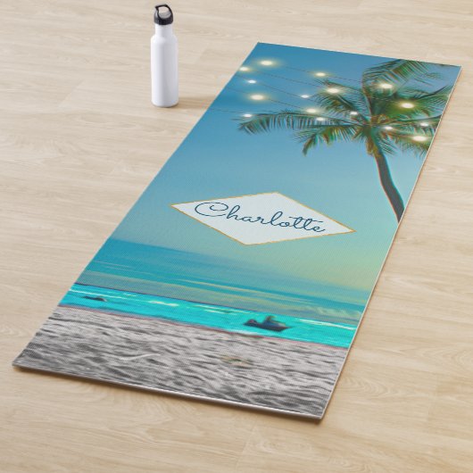 Tropical Beach String Lights Palm Trees Eigenname Yogamatte (Beispiel)