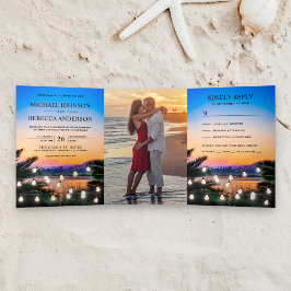 Tropical Beach Sunset String Lights Wedding Foto Dreifach Gefaltete Einladung