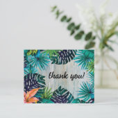 Tropical Beach Vibes Jungle Monstera Blätter Danke Postkarte (Stehend Vorderseite)
