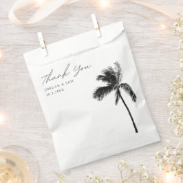 Tropical Beach Wedding Palm Tree Black & White Geschenktütchen
