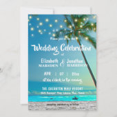 Tropical Beach Wedding Palms String Lights Modern Einladung (Vorderseite)