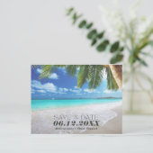 Tropical Beach Wedding Save the Date Ankündigungspostkarte (Stehend Vorderseite)