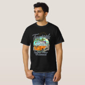 Tropical Beach Weekend Adventure T-Shirt (Vorne ganz)